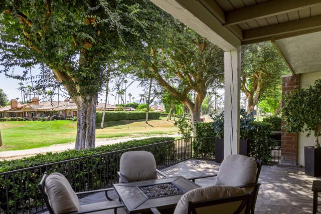 148 Las Lomas, Palm Desert, CA 92260