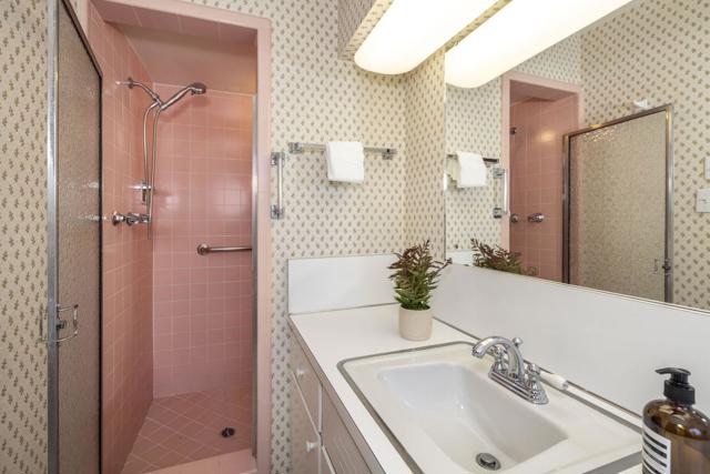 774 Christine Drive, Palo Alto CA: https://media.crmls.org/mediaz/4de684cf-c733-4fc9-a0df-9d6027fbcb42.jpg