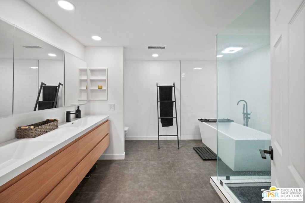 MLS #25589021PS image #19