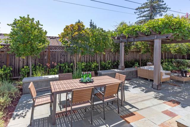 15700 Kavin Lane, Los Gatos CA: https://media.crmls.org/mediaz/4de6c6bc-7515-4856-8834-c578e5f6a168.jpg