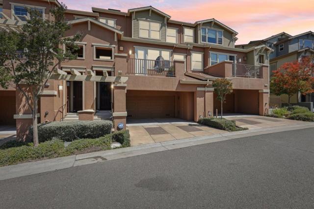 6264 Rocky Point Court, Oakland CA: https://media.crmls.org/mediaz/4de7037e-7fed-4932-861e-24f2735b7052.jpg