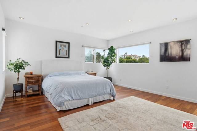 512 Irena Avenue, Redondo Beach, California 90277, 5 Bedrooms Bedrooms, 0 ,3 BathroomsBathrooms,Residential,For Sale,Irena,0,26860787