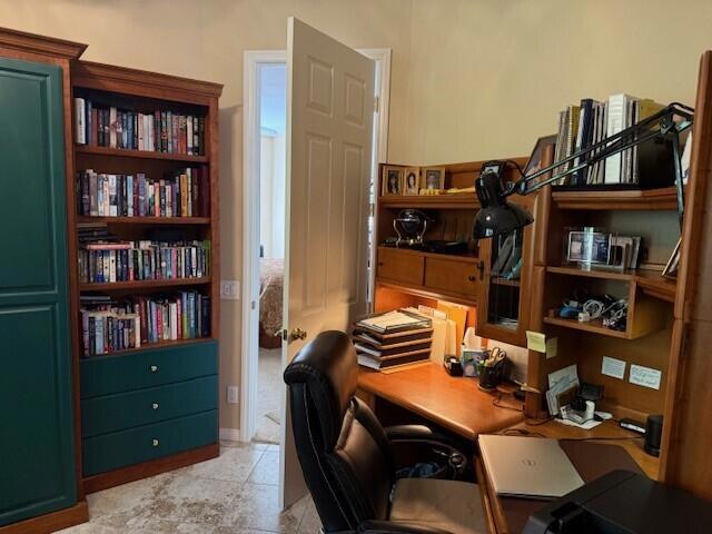 Image 38 of 50 For 80529 Hoylake Drive