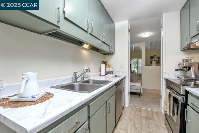 3051 Treat Blvd., Concord CA: https://media.crmls.org/mediaz/4de8ef0e-6f2a-4b1e-800a-76c691f87dac.jpg