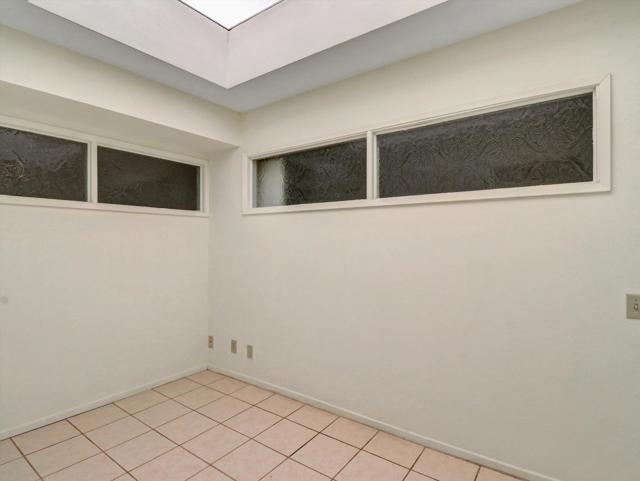 35738 Calle Montigo, Cathedral City CA: https://media.crmls.org/mediaz/4dec5920-e1c0-459e-bca0-534ffe752568.jpg