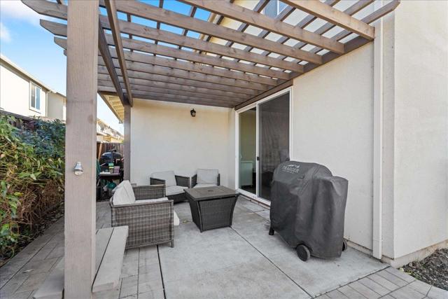 1600 Panorama Drive, Hollister CA: https://media.crmls.org/mediaz/4dec97a3-0f9e-40d7-b2b6-2853a12b82b8.jpg