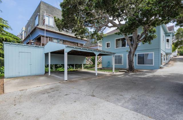 570572 Belden Street, Monterey CA: https://media.crmls.org/mediaz/4ded1f60-625a-4c22-8099-dd765de9b5e3.jpg
