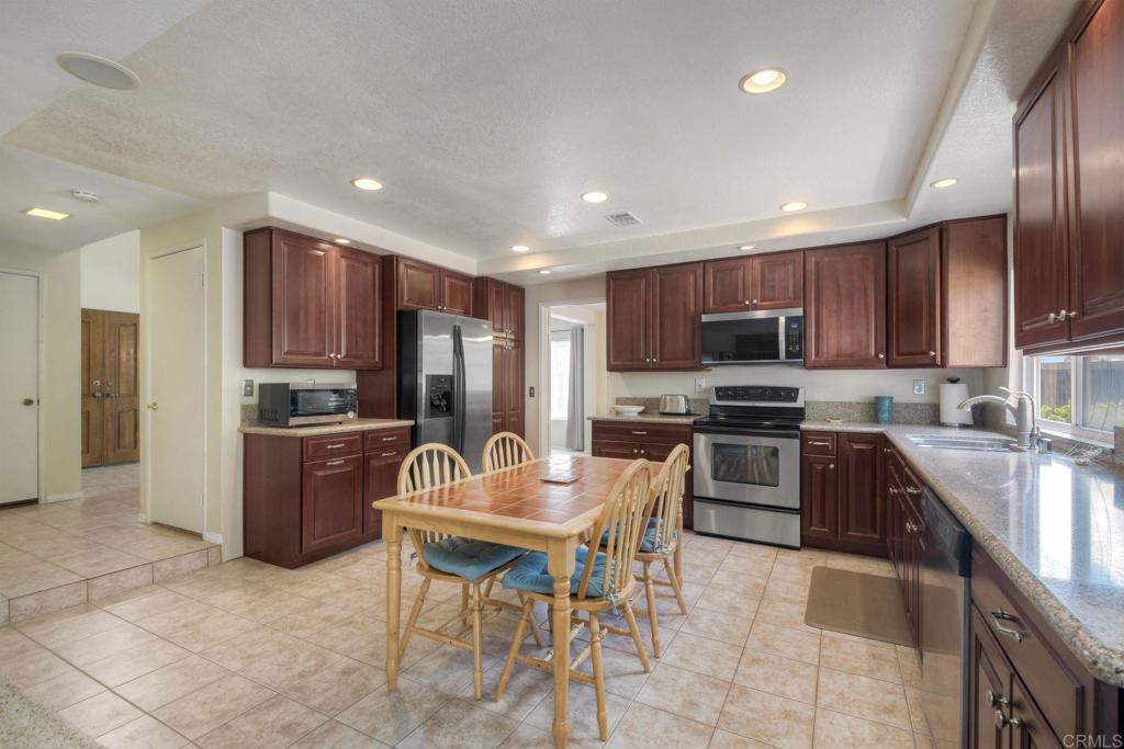 14404 Janal Way - photo 13