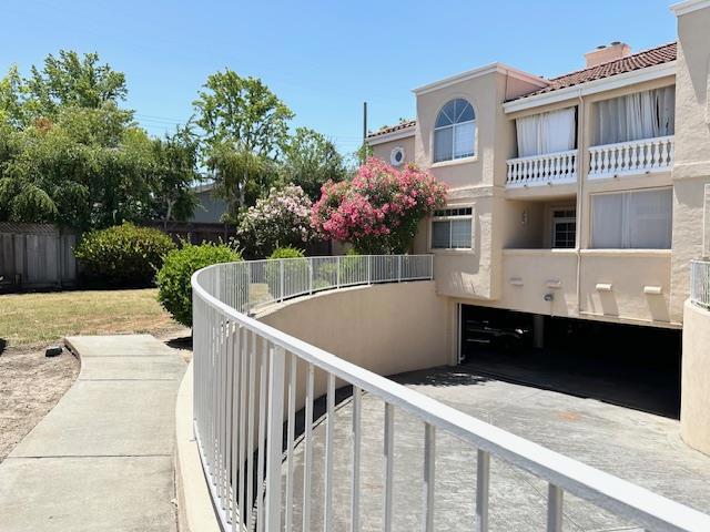 1114 S Winchester Boulevard, San Jose CA: https://media.crmls.org/mediaz/4df05d6d-eea5-4a6b-b2a3-c4bf34899546.jpg