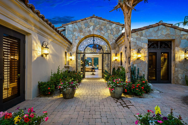 936 Andreas Canyon Drive, Palm Desert, CA 92260