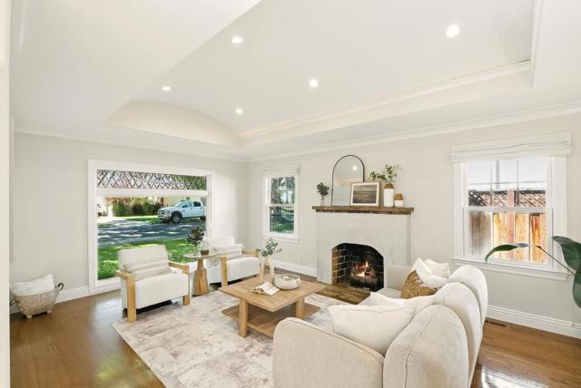 1121 Laurie Avenue, San Jose CA: https://media.crmls.org/mediaz/4df3fbe4-3fd3-4d25-92e1-81f02ae94cc0.jpg