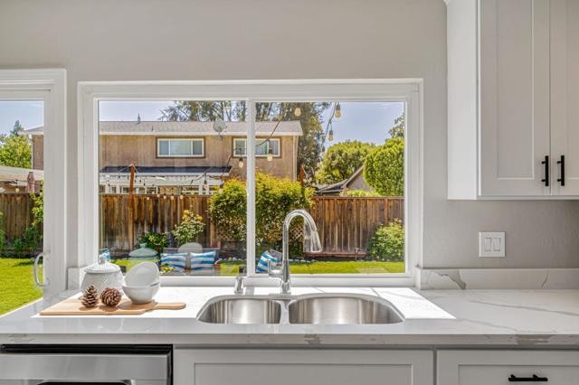 5692 Hansen Drive, Pleasanton CA: https://media.crmls.org/mediaz/4df52241-4924-48e8-8c7d-200c75221e5a.jpg