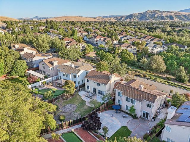 743 Promenade Lane, San Jose CA: https://media.crmls.org/mediaz/4df5bc30-46f6-4136-8c8c-2ebc49889a63.jpg