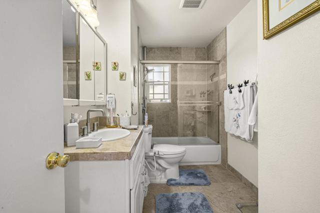 1797 W Campbell Avenue, Campbell CA: https://media.crmls.org/mediaz/4df6b8d8-b911-413f-87ab-803993200221.jpg