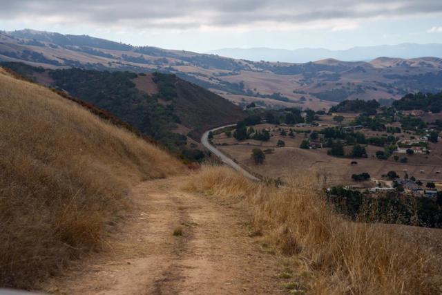 367 San Benancio, Salinas CA: https://media.crmls.org/mediaz/4df876be-a7ac-4003-9a4b-701f484b4a5d.jpg