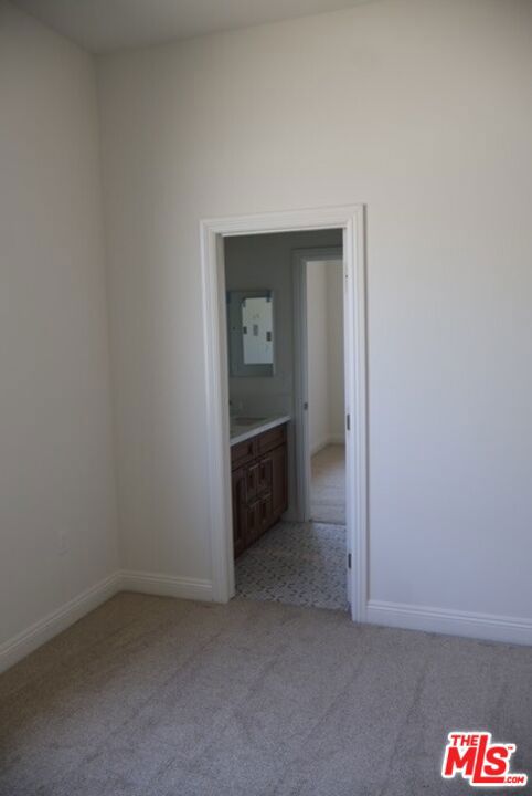 3719 Pathway Court, Bakersfield CA: https://media.crmls.org/mediaz/4dfaafa5-67f1-4c96-bace-99f37c4844cd.jpg