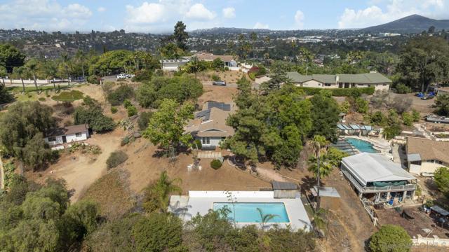 9484 86 La Cuesta Dr, La Mesa CA: https://media.crmls.org/mediaz/4dfb77db-b234-4932-b4f0-ad05fd4a161d.jpg