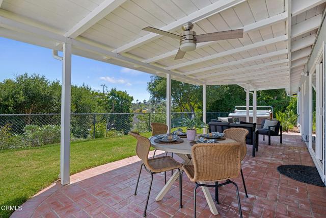 Detail Gallery Image 15 of 33 For 1111 Crestline Dr, Santa Barbara,  CA 93105 - 3 Beds | 2/1 Baths