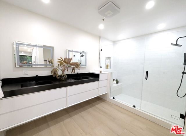 10750 Wilshire Boulevard, Los Angeles CA: https://media.crmls.org/mediaz/4dfd785d-2d85-4626-80b8-1181417d9671.jpg