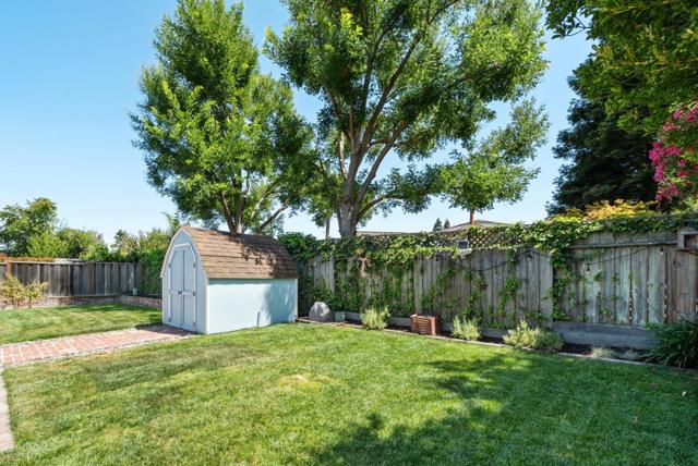 1380 Welburn Avenue, Gilroy CA: https://media.crmls.org/mediaz/4dfe3eca-ff41-411b-9d19-f0132fdd88aa.jpg