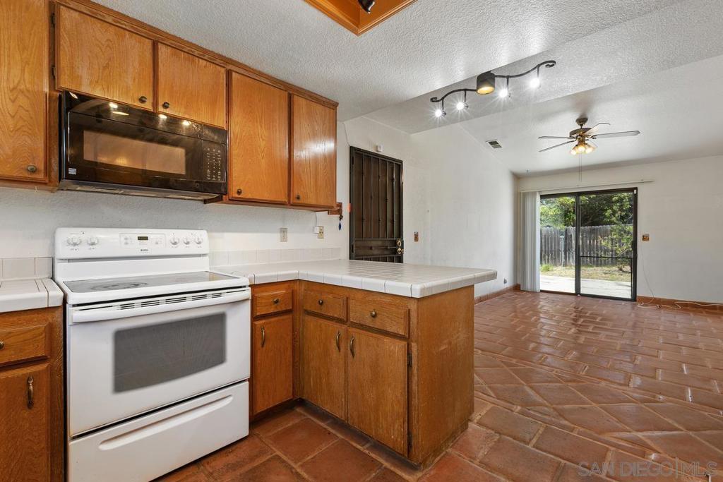 2922 Alamitos - photo 13