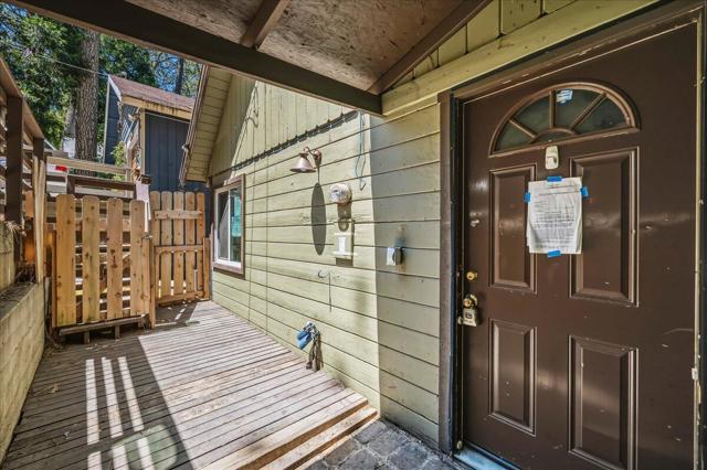 22928 Laurel Lane, Crestline, CA 92325