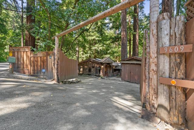 9609 E Zayante Road, Felton CA: https://media.crmls.org/mediaz/4e001a68-74be-4127-990e-f554c86f1fbe.jpg