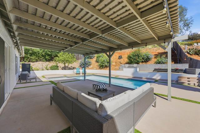 Detail Gallery Image 42 of 50 For 12627 Benavente Way, San Diego,  CA 92129 - 3 Beds | 2 Baths