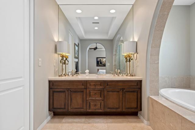 81639 Andalusia, La Quinta CA: https://media.crmls.org/mediaz/4e019300-66b3-4f24-a83d-2a8fc328c390.jpg
