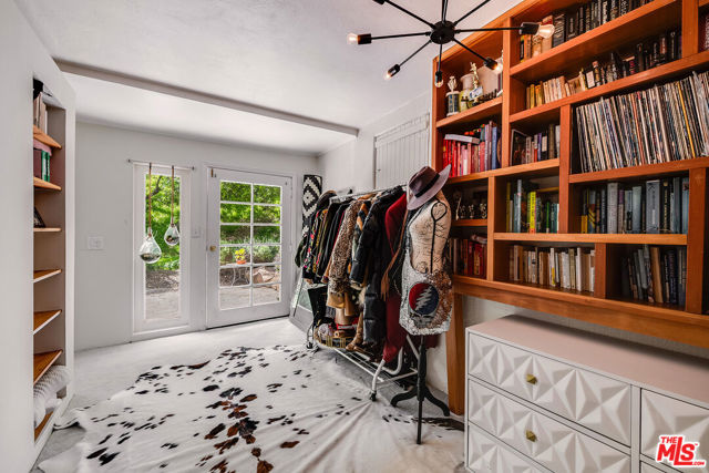1205 N Beverly Glen Boulevard, Los Angeles CA: https://media.crmls.org/mediaz/4e028a94-6af0-485c-9fa2-9e3b0b358397.jpg