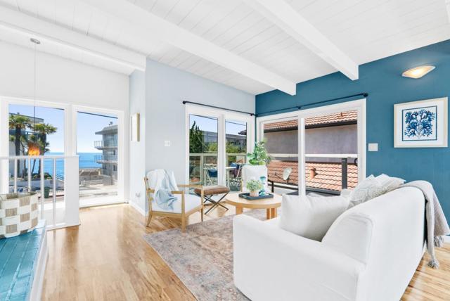247 Rio Del Mar Boulevard, Aptos CA: https://media.crmls.org/mediaz/4e02eb6c-f40b-4f02-ba09-377055f73c55.jpg
