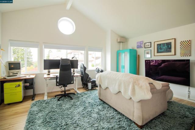 176 Newcastle Drive, Vallejo CA: https://media.crmls.org/mediaz/4e02fe1b-005f-49d9-ad18-c61576fd8a32.jpg