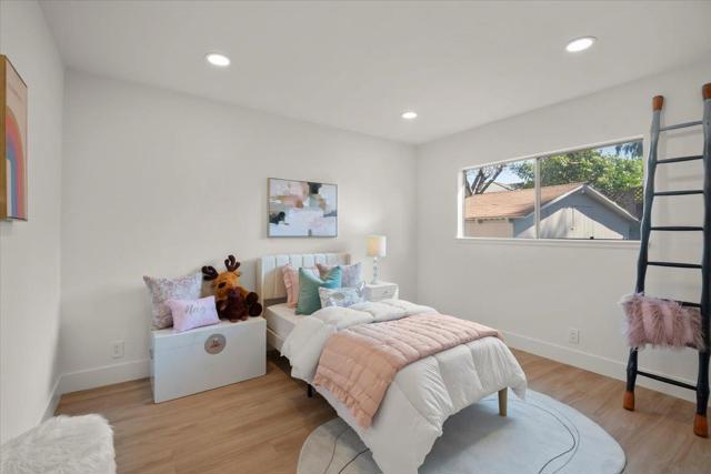 692 Hathaway Court, San Jose CA: https://media.crmls.org/mediaz/4e0313ac-8c4e-4668-9a68-7abb6449a37e.jpg
