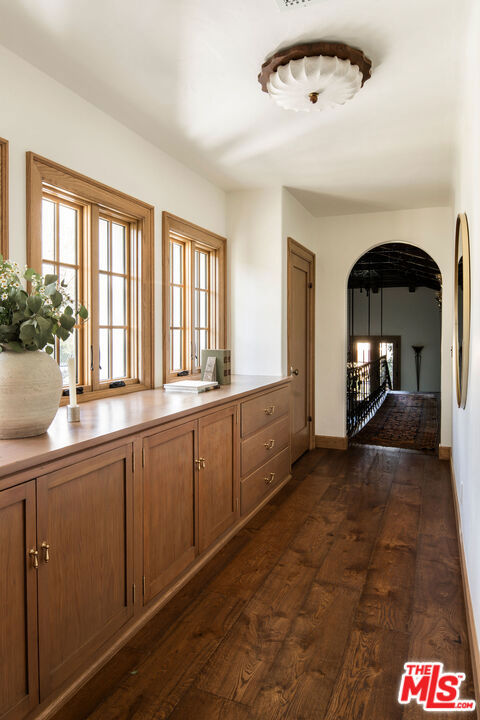 2110 Hill Drive, Los Angeles CA: https://media.crmls.org/mediaz/4e035bf6-7efc-426b-b74f-1897b3a5c912.jpg