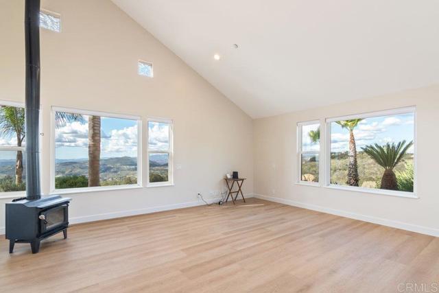 Detail Gallery Image 13 of 66 For 1810 via Ladera, Fallbrook,  CA 92028 - 3 Beds | 2/1 Baths