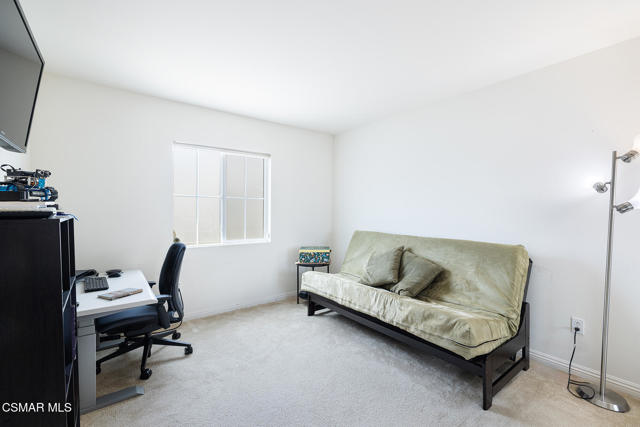 1513 Silver Shadow Drive, Newbury Park CA: https://media.crmls.org/mediaz/4e05bf69-0e05-4483-8ae2-0051f7937380.jpg