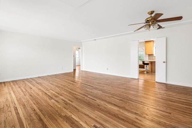6763 Hibiscus Dr, Lemon Grove CA: https://media.crmls.org/mediaz/4e062c2f-8d08-47bc-a76e-51b0023d19ec.jpg