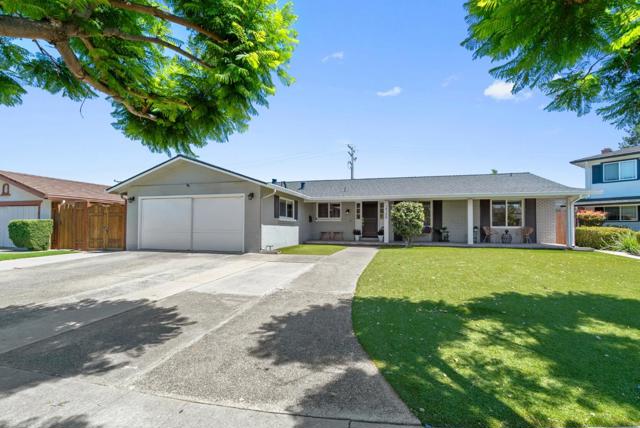 2369 Walden Square, San Jose CA: https://media.crmls.org/mediaz/4e066e33-2b10-419c-a464-253c63a8752a.jpg