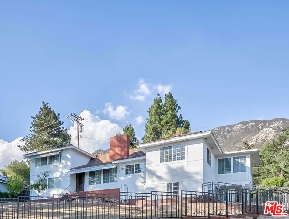 2829 Markridge Road