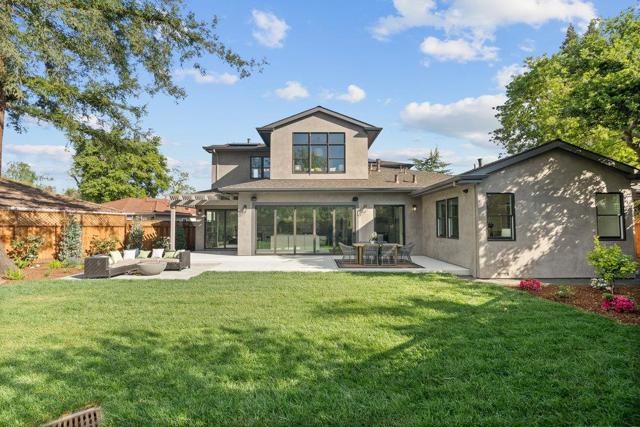 1303 American Way, Menlo Park CA: https://media.crmls.org/mediaz/4e072c1c-0302-4ff1-ae0b-631095f9d773.jpg