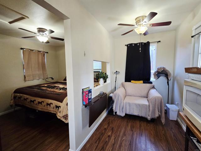 9690 Bundy Drive, Santee CA: https://media.crmls.org/mediaz/4e07784b-45f1-4f43-b274-eb1aa6dd811c.jpg