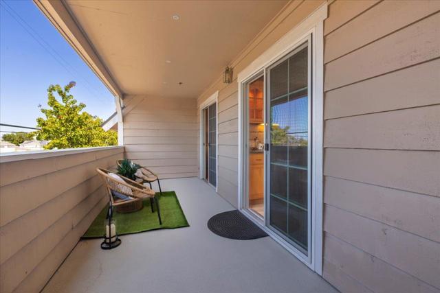 10090 Pasadena Avenue, Cupertino CA: https://media.crmls.org/mediaz/4e07d507-8011-4aa3-ada9-0bd9b17a6726.jpg