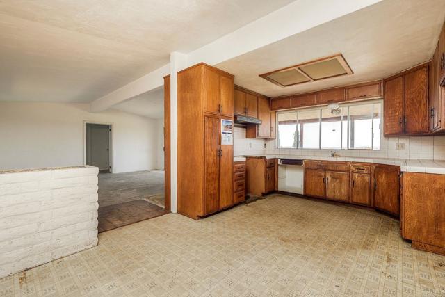 Detail Gallery Image 22 of 23 For 2345 Mira Sol Dr, Vista,  CA 92084 - 2 Beds | 2 Baths
