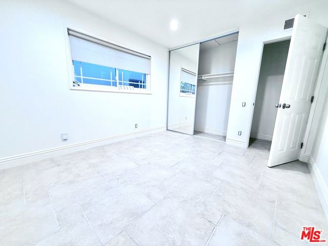 23744 Hartland Street, West Hills CA: https://media.crmls.org/mediaz/4e07e88e-edde-4243-84d2-17c88edece1a.jpg