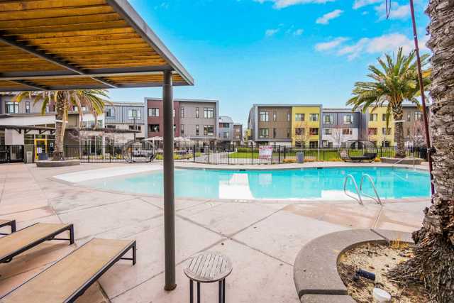 45039 Insight St, Fremont CA: https://media.crmls.org/mediaz/4e080470-db17-4b57-9ef9-48843382fcc9.jpg