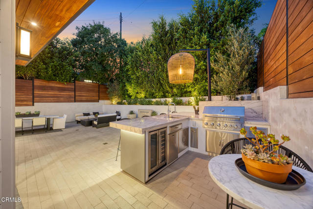 Detail Gallery Image 63 of 73 For 10747 Valleyheart Dr, Studio City,  CA 91604 - 4 Beds | 3 Baths