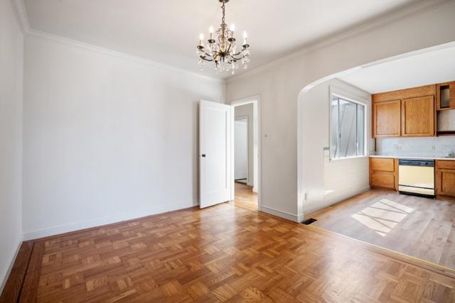 1615 La Salle Avenue, San Francisco CA: https://media.crmls.org/mediaz/4e087362-ef5e-48af-afd5-cc260489b7fc.jpg