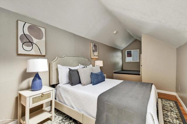 324 Holloway Avenue, San Francisco CA: https://media.crmls.org/mediaz/4e090991-a9f8-4eb8-b0e8-8b7f28c031ca.jpg