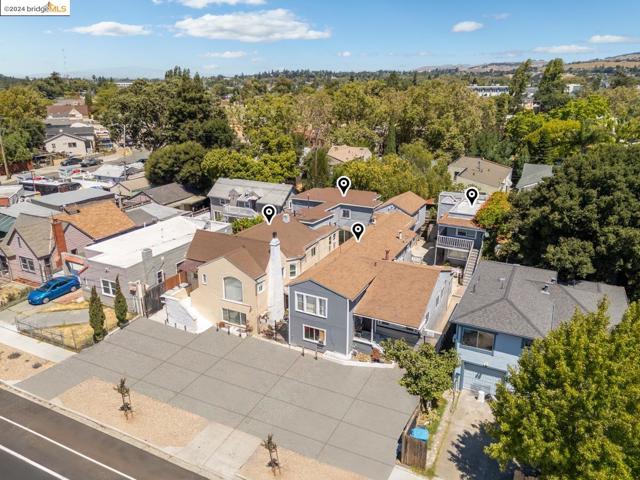 Image 13 of 33 For 416 Benicia Rd