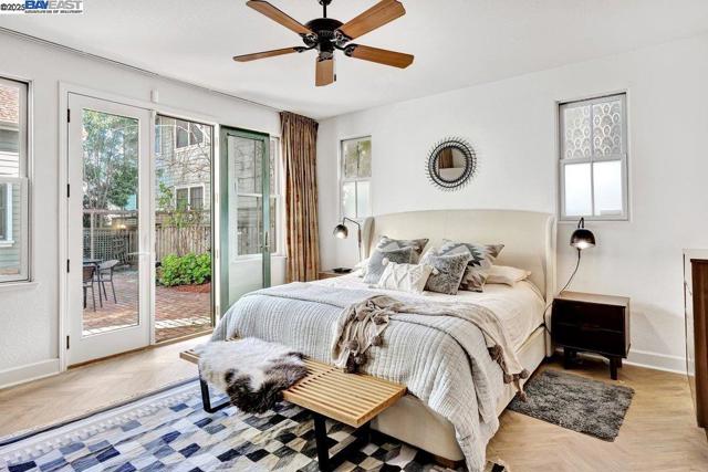 1166 Taraya Terrace, Hercules CA: https://media.crmls.org/mediaz/4e0a2a18-073d-4f99-9ac1-0d78d718d611.jpg